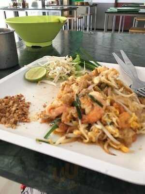 เจียงลูกชิ้นปลา สาขา สวนดอก