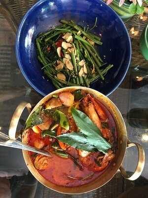 Lemongrass Thai Restaurant