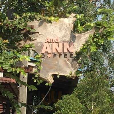 แอนด์ แอน คอฟฟี่