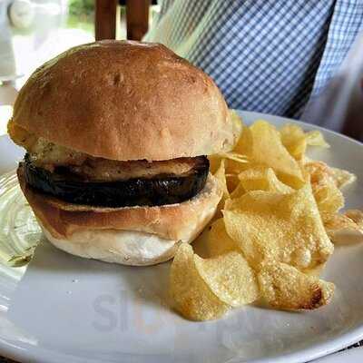 ร้านอาหาร เชียงดาวเนสท์ 1