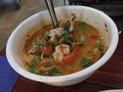 ร้านอาหาร ส้มตำโซลาว