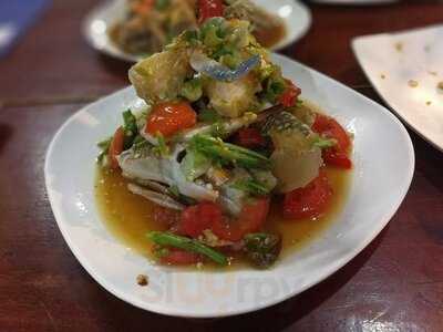 ร้านอาหาร ส้มตำโซลาว