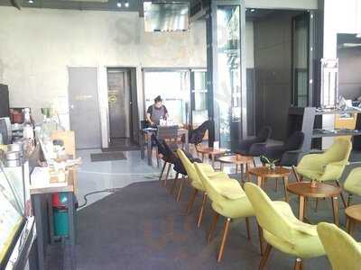 Turtle Homemade Ice Cream & Rabbit Bistro