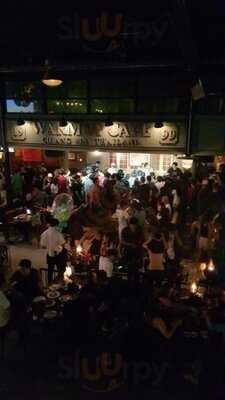 วอร์มอัพคาเฟ่