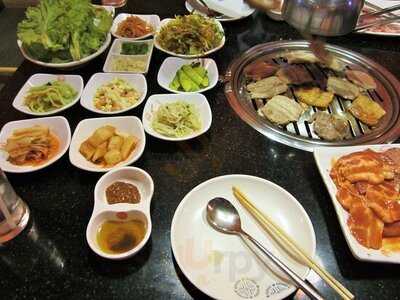 ร้านอาหารเกาหลี ล้ำลำ