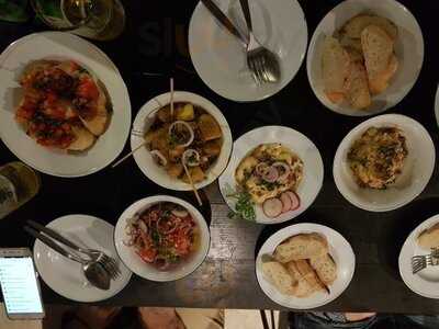 เดอะ แคนทีน