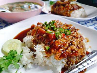 เฮียท้งรสเด็ด