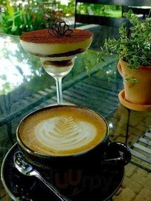 ทิรามิสุ เฮาส์