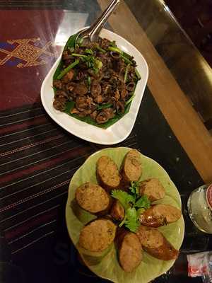 ครัวอาจารย์สายหยุด ร้านอาหาร