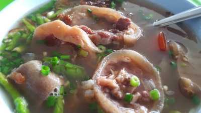 ข้าวซอยเฟื่องฟ้า