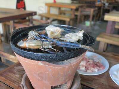 P.p. หมูจุ่ม & กระทะร้อน