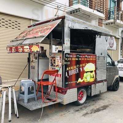 Kitchen With #solhy Burger & Sliders