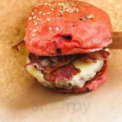 Kitchen With #solhy Burger & Sliders