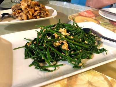 นอร์ทฮิลล์ มิกซ์ เรสเตอรอง แอนด์ บาร์