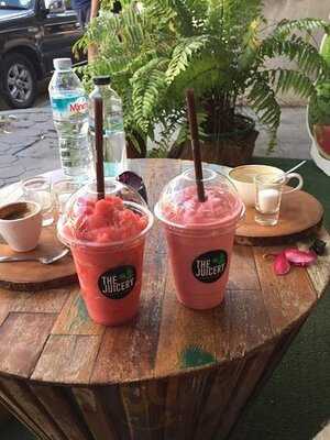 เดอะ จู๊ซเซอรี่ คาเฟ่