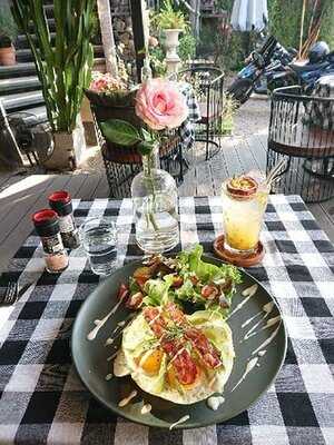 Passion Project Café And Restaurant