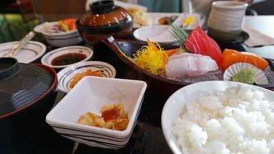 ภัตตาคารอาหารญี่ปุ่นฟูจิ