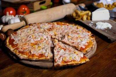 ทินทินพิซซ่า