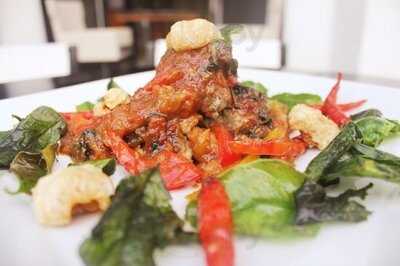 Buristro Bar & Cafe'