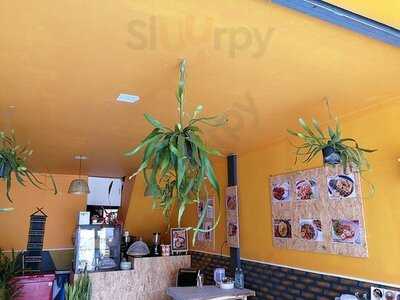 จันทร์เจ้าข้าวซอย