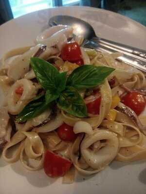 ลา คาแปนน่า พิซเซอเรีย