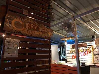 ร้านอาหาร เคอรี่ สลัด ซูชิ