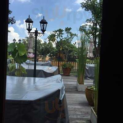 The Chocolate Factory : Chiang Mai Branch