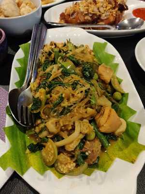 Baan Tawan Shine At Nimman Soi 7