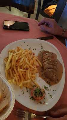 Sairee Sairee Restaurant