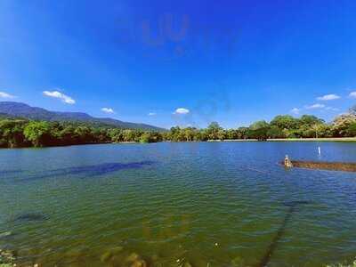 ร้านกาแฟอ่างแก้ว บาย อัยยะ คาเฟ่