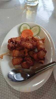 ร้านอาหาร ข้าวหอม