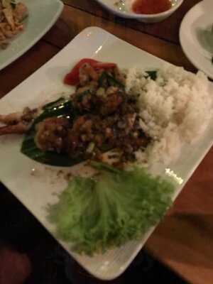 อินทัช เรสเตอรองท์