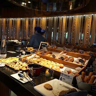 เดอะ คิทเช่น เทเบิ้ล