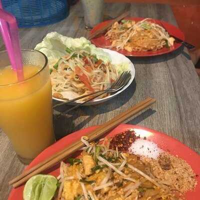 ตำ เตี๋ยว คาเฟ่ แอนด์ เรสเตอรองท์