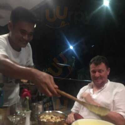 เชซ อัลเบิร์ต