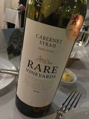 Puang Thong Restaurant