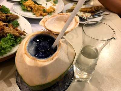 ลัคกี้ภัตตาคาร