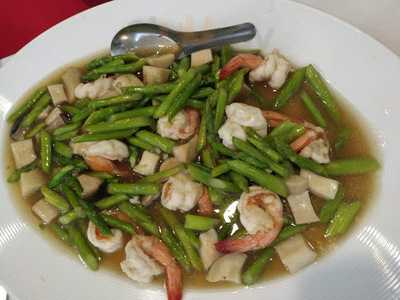 ลัคกี้ภัตตาคาร