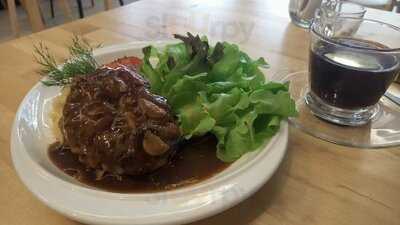 ออกัส คาเฟ่