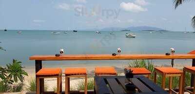 ห้องอาหาร ซีเคร็ทการ์เด้นท์