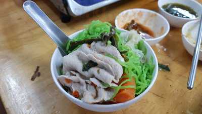 ไท่ ชาบูเนะ