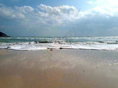 Same Same Restaurant & Bar