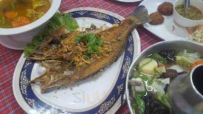 ร้านอาหาร ร้านลำพู 2