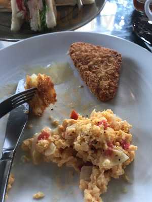 ฮันเดรด ไอซ์แลนด์ คอฟฟี่ บาร์