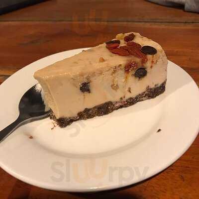 ร้านอาหาร อนันตา