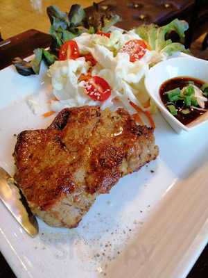 ม' เม คอฟฟี่ แอนด์ เรสเตอรองท์