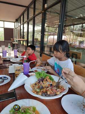 ฟาร์มฮักคาเฟ่