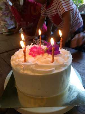 ลิลัค คาเฟ่