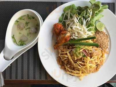 สะเด็ด คาเฟ่