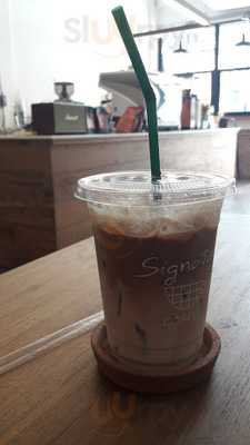 ซิกเนเจอร์ ค๊อฟฟี่